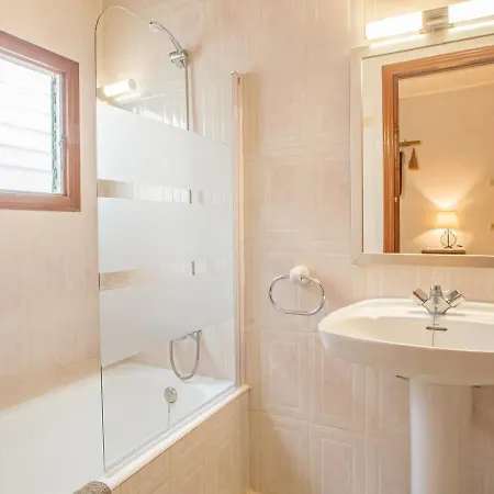 Casa Soleada Nova Sun Feriehus *